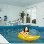 Vogelsang Vo, Schwimmbad, Sauna