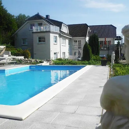 Appartamento Vogelsang Vo, Schwimmbad, Sauna Sierksdorf